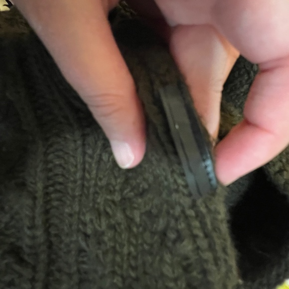 Theory Mixed Cable Knit Sweater in Military Green Brown Size XS wool cashmere - Picture 11 of 14